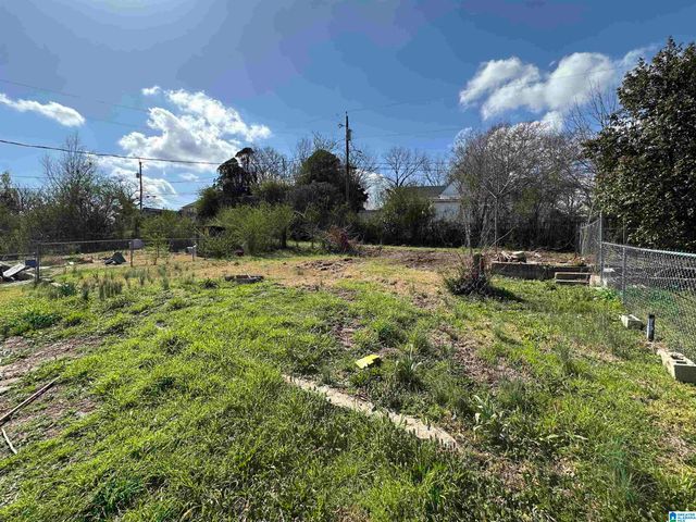 10 RAILROAD AVENUE, Anniston, AL 36201