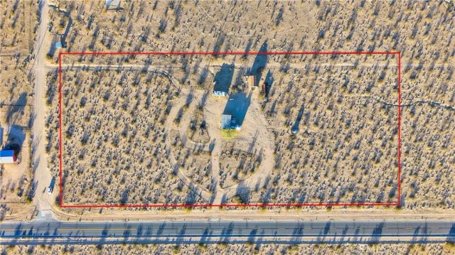 5457 Larrea Road, Landers, CA 92285