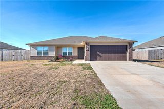 2709 Murphy Street, Pea Ridge, AR 72751