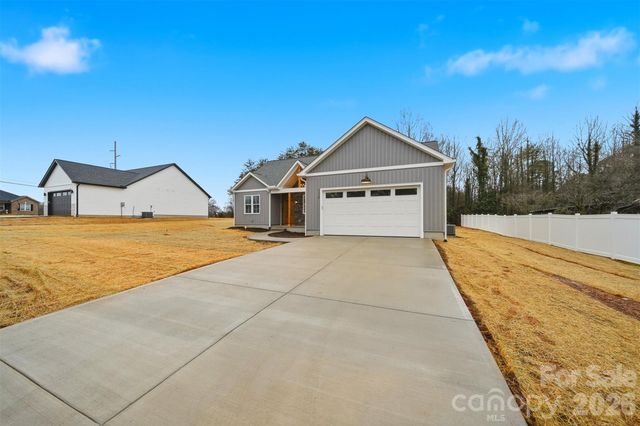 326 E Pine Street, Maiden, NC 28650