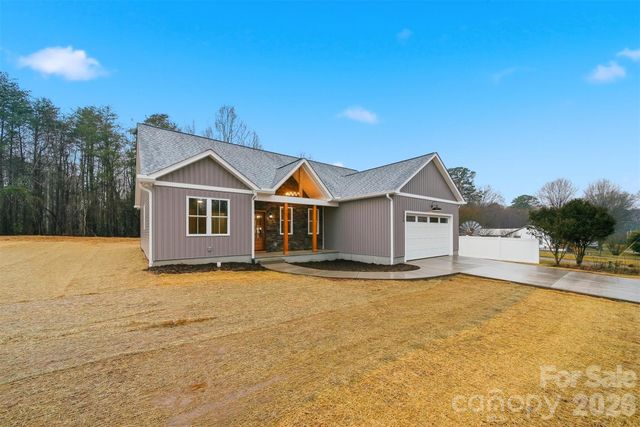 326 E Pine Street, Maiden, NC 28650