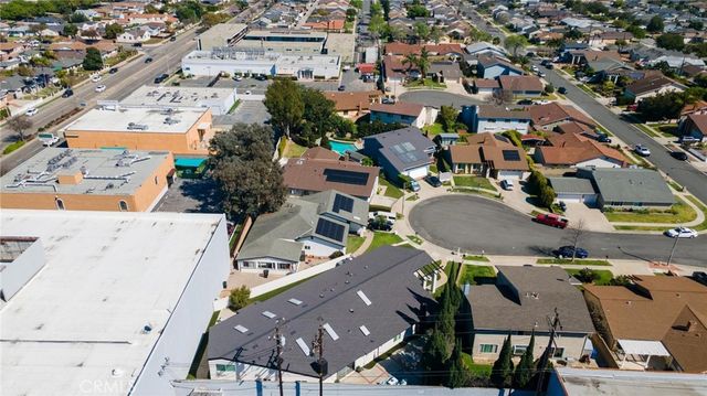 17507 Roslin, Torrance, CA 90504