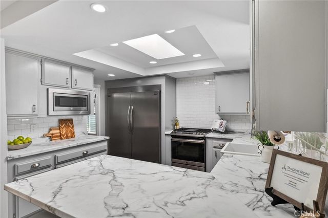 17507 Roslin, Torrance, CA 90504