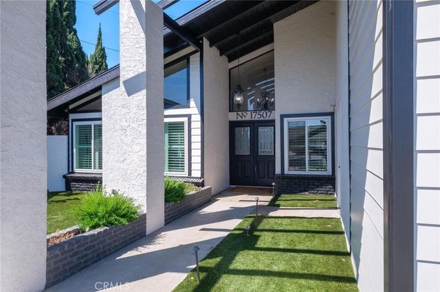 17507 Roslin, Torrance, CA 90504