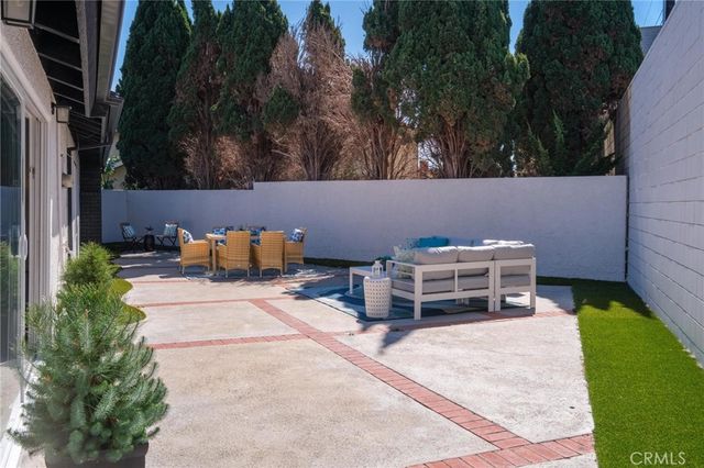 17507 Roslin, Torrance, CA 90504