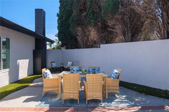 17507 Roslin, Torrance, CA 90504