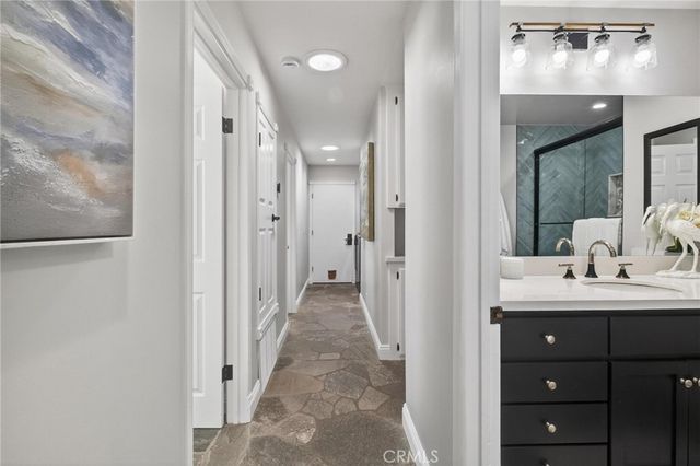 17507 Roslin, Torrance, CA 90504