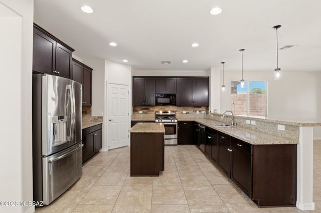 12310 N Wing Shadow Lane, Marana, AZ 85658