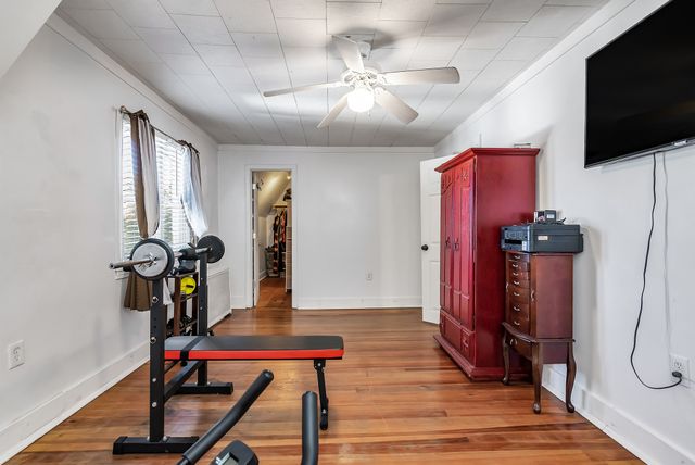 100 Clover St, Worcester, MA 01603