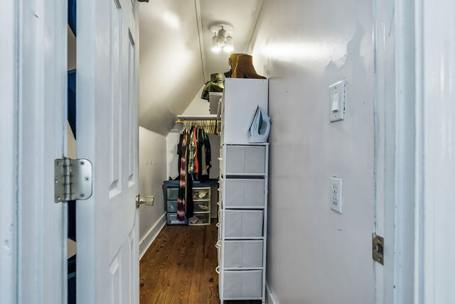 100 Clover St, Worcester, MA 01603