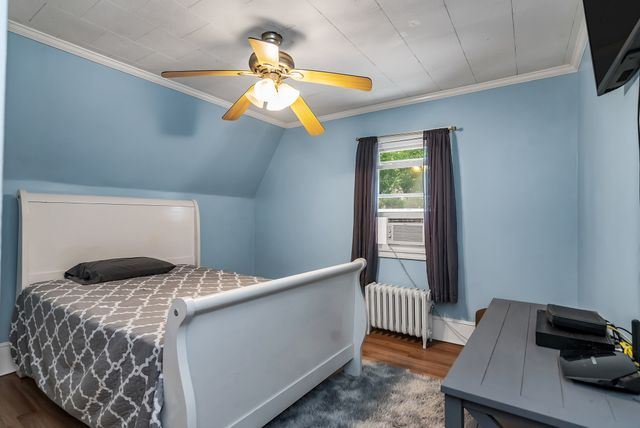 100 Clover St, Worcester, MA 01603