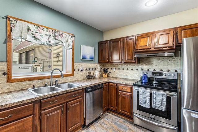 1716 Kilbourn Avenue, Tomah, WI 54660