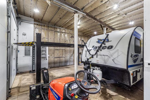 1716 Kilbourn Avenue, Tomah, WI 54660