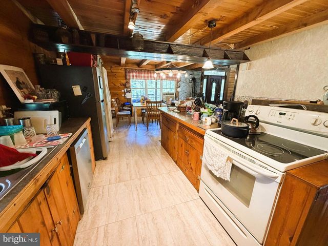 954 RUSTY LN, Mathias, WV 26812