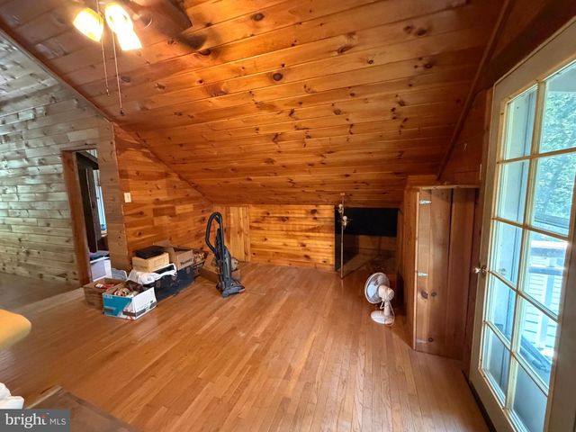 954 RUSTY LN, Mathias, WV 26812