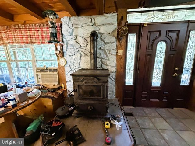 954 RUSTY LN, Mathias, WV 26812