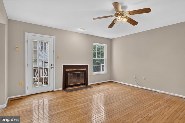 6622 CASTLE BAR CT, Alexandria, VA 22315