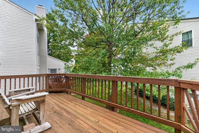 6622 CASTLE BAR CT, Alexandria, VA 22315