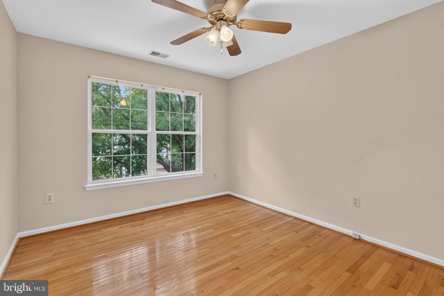 6622 CASTLE BAR CT, Alexandria, VA 22315