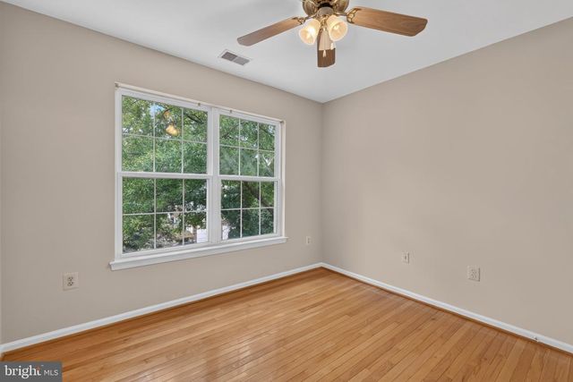 6622 CASTLE BAR CT, Alexandria, VA 22315