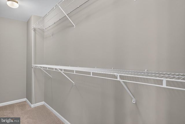 6622 CASTLE BAR CT, Alexandria, VA 22315