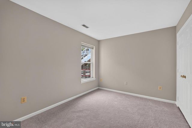 6622 CASTLE BAR CT, Alexandria, VA 22315
