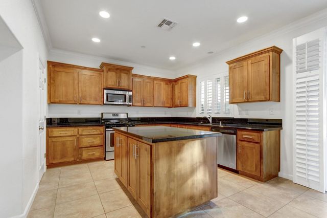 3317 Moscato St, Roseville, CA 95747