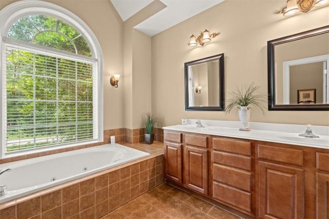 8189 N Pine Cone Dr, Villa Rica, GA 30180