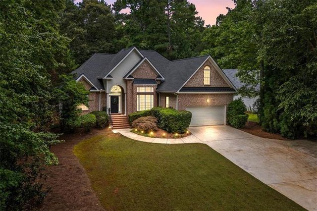 8189 N Pine Cone Dr, Villa Rica, GA 30180