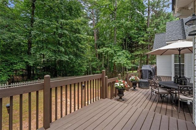 8189 N Pine Cone Dr, Villa Rica, GA 30180