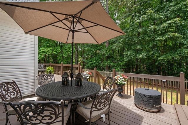 8189 N Pine Cone Dr, Villa Rica, GA 30180