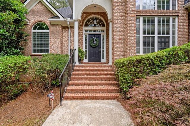 8189 N Pine Cone Dr, Villa Rica, GA 30180