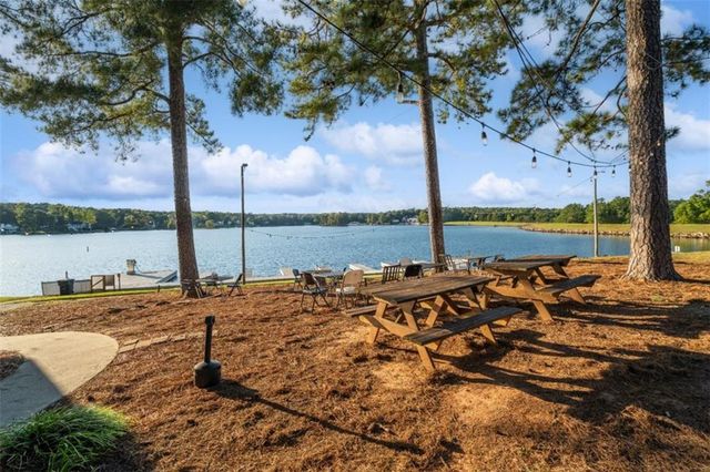 8189 N Pine Cone Dr, Villa Rica, GA 30180