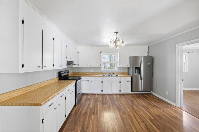 302 Lucky Street, Easley, SC 29640