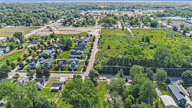 1006 St Joseph Street, South Haven, MI 49090