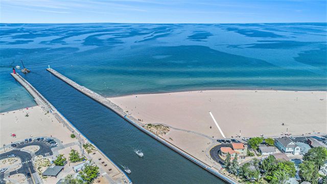 1006 St Joseph Street, South Haven, MI 49090