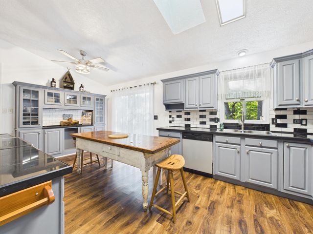 2091 Bearclaw Court, Sugar Grove, OH 43155