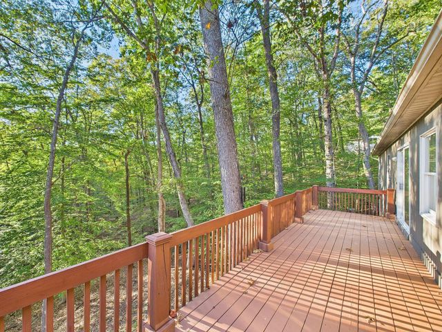 2091 Bearclaw Court, Sugar Grove, OH 43155