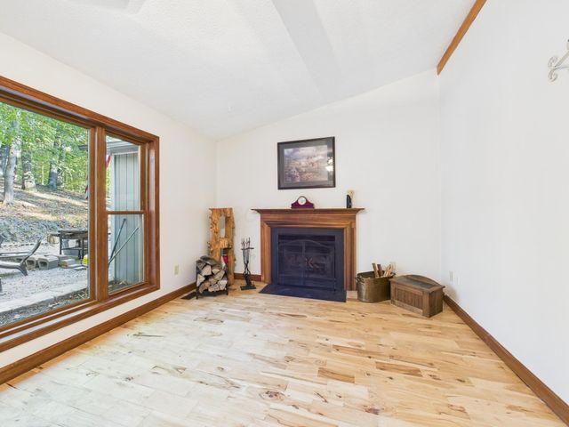 2091 Bearclaw Court, Sugar Grove, OH 43155