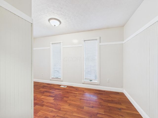 2091 Bearclaw Court, Sugar Grove, OH 43155