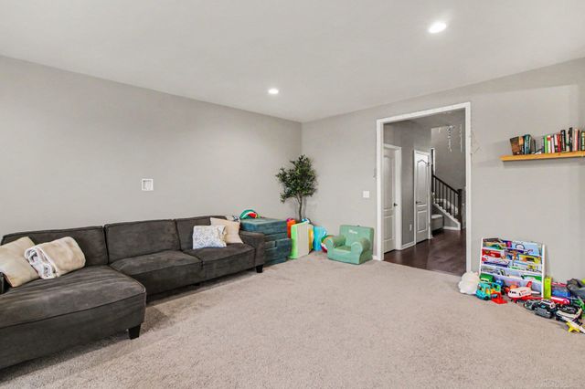 2874 Dillon Drive, Ann Arbor, MI 48105