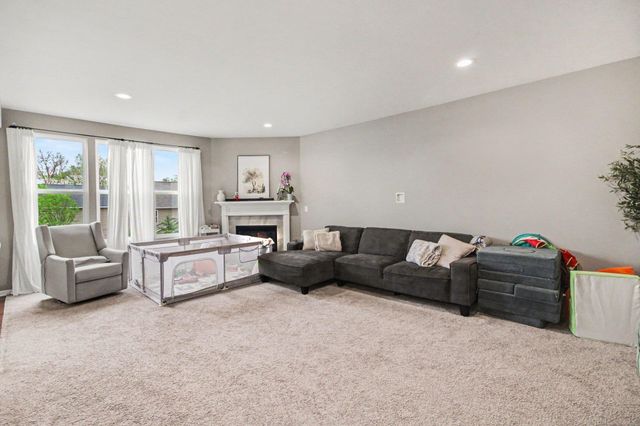 2874 Dillon Drive, Ann Arbor, MI 48105