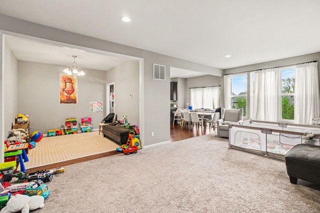 2874 Dillon Drive, Ann Arbor, MI 48105