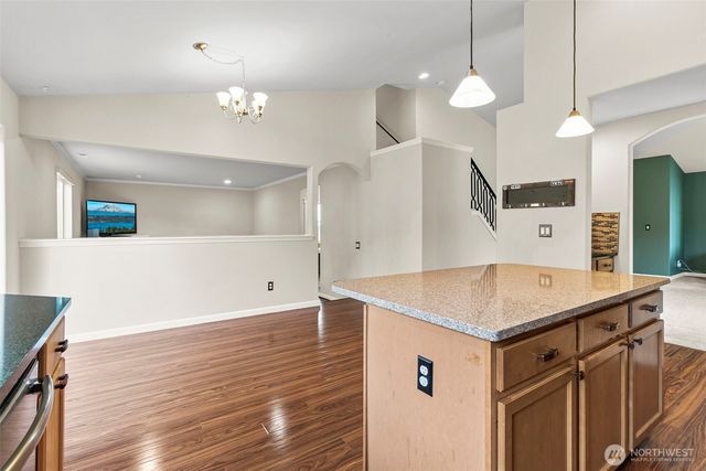 17216 139th Avenue E, Puyallup, WA 98374
