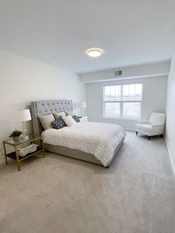 2592 Middle Road 120, Bettendorf, IA 52722