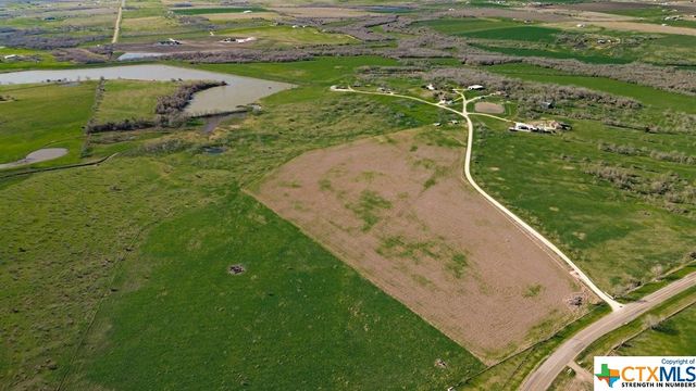 2121 County Rd 420, Thrall, TX 76578
