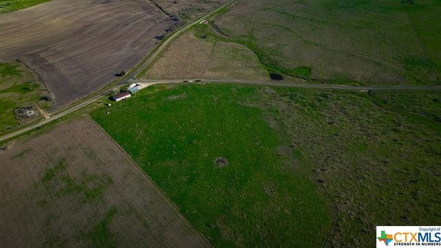 2121 County Rd 420, Thrall, TX 76578