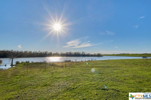 2121 County Rd 420, Thrall, TX 76578