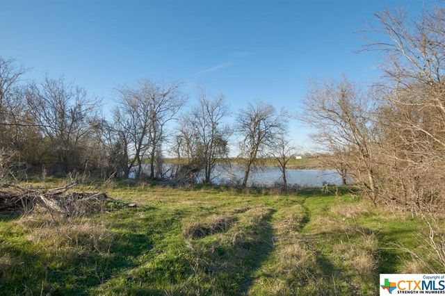 2121 County Rd 420, Thrall, TX 76578