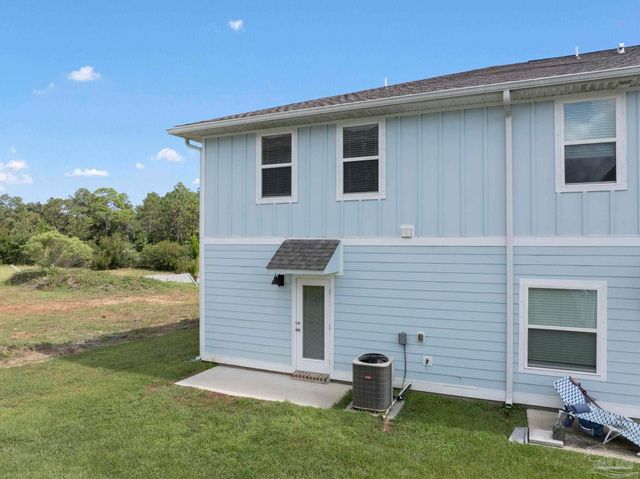 9701 Nature Creek Blvd, Pensacola, FL 32526